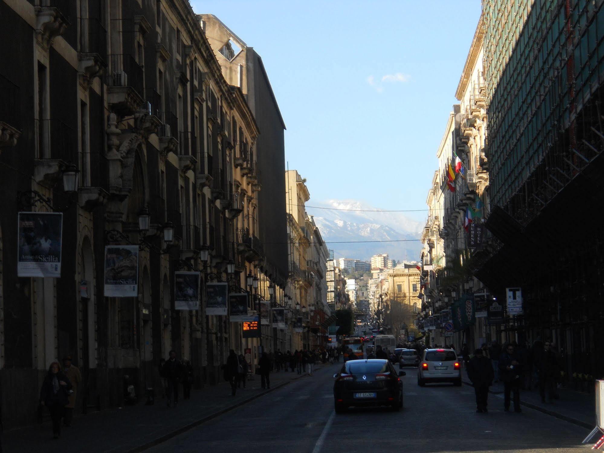 Catania Crossing B&B - Rooms & Comforts Exteriér fotografie